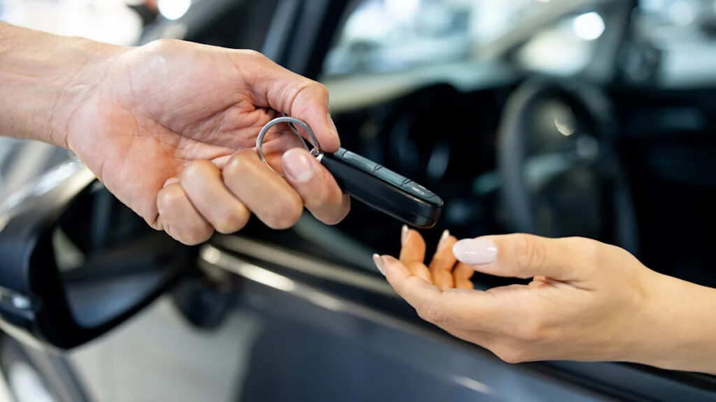 Leasing vs Financing a Car in the United States